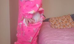 Pullup Princess Gives Head and Hand Job