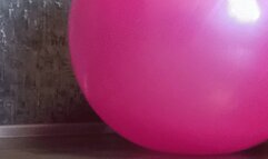 deflare pink yoga baall