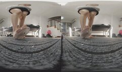 3DVR180YIDE dirty transparent flip flops battle dwarves