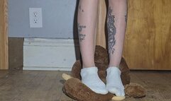 Fuzzy ankle sock trample