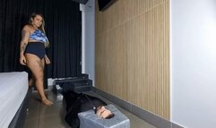 GODDESS CONTROL HIS BREATH