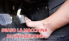 SGASO LA MACCHINA DI UN POVERO COGLIONE