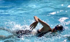 Swimming mesmerizing session