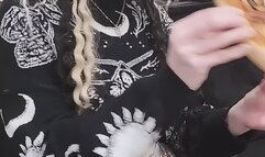 GOTH GIRL can't stop eating pizza *FINALLY A WEIGH IN AT THE END!*