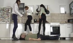 The three mistresses love trampling mp4