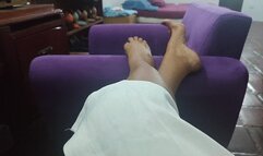 Very pronounced arches, soles, separating toes, painted toenails, etc (1)