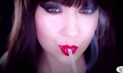 Magnetizing glossy lips [wmv]