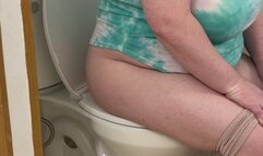 Early morning toilet dump MOV