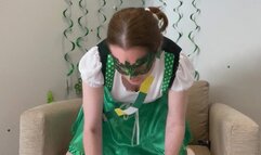 St Patrick’s Day Balloon Sit Pop