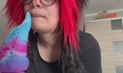 My stepsister humiliates me with a monster cock that is so small that he can't cum