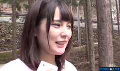 Take the girl to the resort to play and fuck her