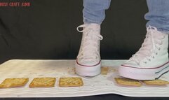 Converse Vs Crackers