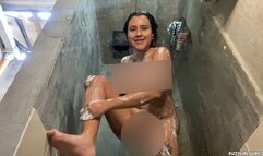 Custom 68: Giantess Shower #3