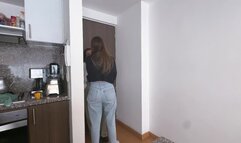 Mi exnovia viene a mi casa tener sexo mientras mi esposo está de viaje