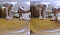 The 3DVR 180-degree LELE ERER has small foot crushing and trampling