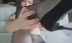 Pantyhose Try-On, ASMR, and Foot Fetish JOI with Rip & Cum Instructions