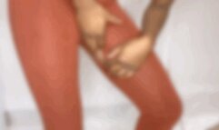 Amazon Rips her Tights off and Teases