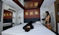 STUCK UNDER HOT ASSES By TINKLE BARRY, ROSALIA AND DANIEL SANTIAGO CAM BY DANI FULL HD