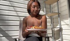 Food Fetish: Brat versus Hot Dogs