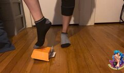 Myss Klassie Box Crushing Stinky Socks and Watching my shows