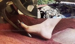 Watch me REV while my mechanic WORKS!