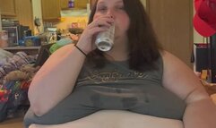 Hexsii drinks a whole can of coke in burping video