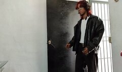 Man tasting a delicious meal and chewing everything within reach (6)