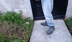 Wrinkled soles, smelly socks and men's feet (6)