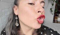 you love her sexy ducky lips aV