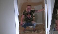 Isa piss her jeans (mp4)