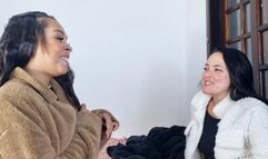 INTENSE INTERRACIAL KISS BY BELLA BELLY and NICOLLI ROMANOF CAM By DANI Full hd