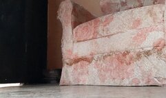 I hang up my flip-flops and then scratch my itchy feet (7)