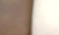 My wife spreads her ass for his BBC