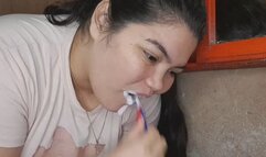 Real-time tooth brushing session & Raw mouth and teeth fetish in close-up