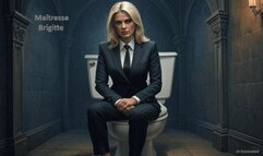 Pee for Maitresse Brigitte 2 (HD)