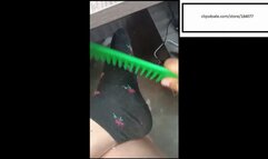 Sofii_hott grabs the comb for that itch again