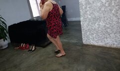 I test shoes to see which one works best for pumping old car pedals (1)