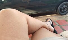 Pedal pumping with flip-flops and bare feet (1)