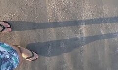 Dirty wet feet at the beach