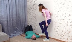 Sweet cruel chick has fun with the pal`s body, vf1211h 720p