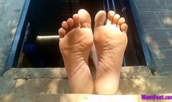 Elegant Highly Arched Soles - HD MP4