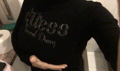 Non sei niente, solo il mio cesso personale