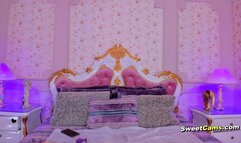 Perfect Body Babe and Her Dirty Secret