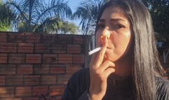Latina Smoker – Cruel, Calm and Addictive”
