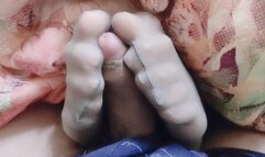 Asian close-up pantyhose footjob series 40