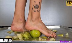 Big Feet Apple Crush - 4K MP4
