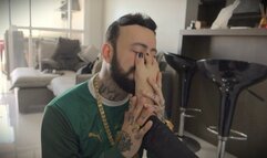 cleaning your feet after arriving from a trip