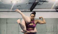 Dolly dominates tall guy