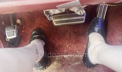 I decided to REV BOTH CARS! DOUBLE FUN!