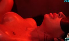 Milf I left her blindfolded, to make her squirt a lot